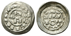 MILANO
Enrico II di Sassonia, 1004-1024.
Denaro scodellato.
Ag
gr. 1,18
Dr. IMPERATOR. H / RIC / N. Iscrizione disposta su tre righe.
Rv. AVC / ...