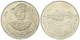 LIBIA
Muammar Gheddafi, 1942-2011.
Medaglia 1979 X Anniversario della Rivoluzione Libica.
Æ
gr. 28,08 mm 40,2
Dr. Busto di scorcio verso d., del ...