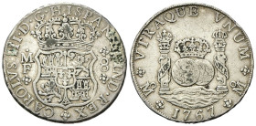 MESSICO
Carlo III, 1759-1788.
8 Reales 1767 MF.
Ag
gr. 26,64
Dr. CAROLUS III D G HISPAN ET HIND REX. Stemma coronato.
Rv. VTRA - QUE - VNUM. Due...