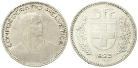 SVIZZERA
Confederazione Elvetica, dal 1848.
5 Franchi 1923, Berna.
Ag
gr. 24,98
Dr. Profilo maschile (Guglielmo Tell ?) a s., con cappuccio.
Rv....