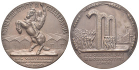 FERRARA
Ventennio Fascista, dal 1923 al 1943.
Medaglia 1941 a. XIX opus L. A. Pagani.
Æ
gr. 56,79 mm 50
Dr. MOSTRA DELLE ATTIVITA' DI - FERRARA F...