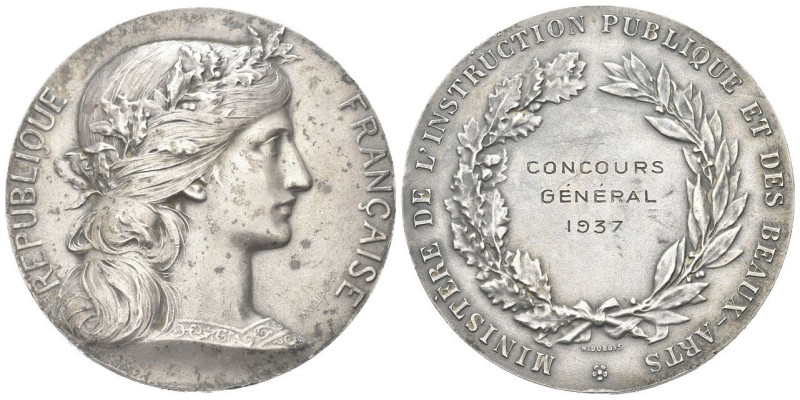 FRANCIA
Durante III Repubblica, 1871-1940.
Medaglia 1937 opus H. Dubois.
Ag
...