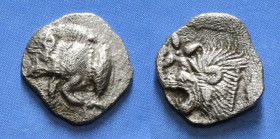 MYSIA. Kyzikos. Obol (Circa 450-400 BC).
Obv: Forepart of boar left, with retrograde E on shoulder; to right, tunny upward.
Rev: Head of roaring lio...