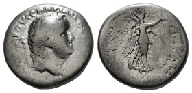 CAPPADOCIA. Caesarea. Vespasian (69-79). Didrachm.
Obv: ΑYΤΟΚΡΑ ΚΑΙCΑΡ ΟYECΠΑCΙΑΝΟC CEΒΑCΤΟC.
Laureate head right.
Rev: NIKH CEBACTH.
Nike advanci...