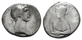 CAPPADOCIA. Caesarea. Trajan (98-117). Didrachm.
Obv: ΑΥΤΟΚΡ ΚΑΙС ΝЄΡ ΤΡΑΙΑΝΟС СЄΒ ΓЄΡΜ ΔΑΚ.
Laureate and draped bust right.
Rev: ΔΗΜΑΡΧ ЄΞ ΥΠΑΤO ς...