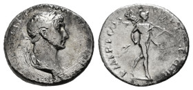 TRAJAN (98-117). Denarius. Rome. AR 3,16Gr