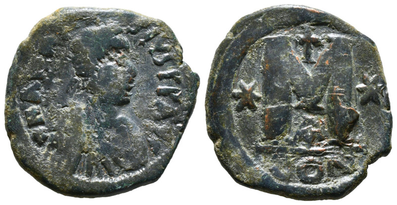 ANASTASIUS I (491-518). Follis. Constantinople.
Obv: D N ANASTASIVS P P AVG.
D...