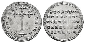 CONSTANTINE VII PORPHYROGENITUS with ROMANUS I (913-959). Miliaresion. Constantinople.
Obv: IҺSЧS XRISTЧS ҺICA.
Cross crosslet set upon three steps,...