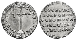 CONSTANTINE VII PORPHYROGENITUS with ROMANUS I (913-959). Miliaresion. Constantinople.
Obv: IҺSЧS XRISTЧS ҺICA.
Cross crosslet set upon three steps,...