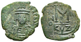 Heraclius (610-641 AD). Kyzikos. Dated year 3 (612-13 AD) AE Follis.
OBv: d N hRACLI PERP AVG, helmeted, draped and cuirassed bust facing, holding gl...