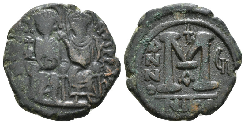 JUSTIN II (565-578). Follis. Nicomedia. Dated RY 9 (573/4).
Obv: D N IVSTINVS P...