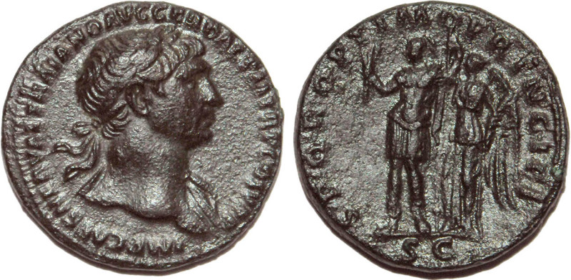 TRAJAN (98-117)
As : Trajan debout à gauche, tenant un foudre & une haste, à se...