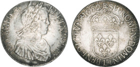 LOUIS XIV le Grand (1643-1715)
Écu blanc à la mèche longue
1652 L - TTB 35 (TTB)
Assez Rare !


DR 274, D 1469, GR 202, Dav# 3799, KM# 155
BAYO...
