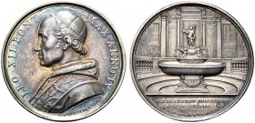 ROMA. Leone XII (Annibale Sermattei della Genga), 1823-1829. Medaglia 1827 a. IV opus G. Girometti. Ag, gr. 32,78 mm 43,8. Dr. LEO XII PON MAX ANNO IV...