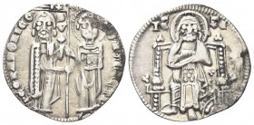 VENEZIA. Pietro Gradenigo Doge XLIX, 1289-1311. Grosso. Ag, gr. 2,12. Dr. PE GRADINICO - S M VENETI. San Marco consegna il vessillo al doge. Rv. Il Re...