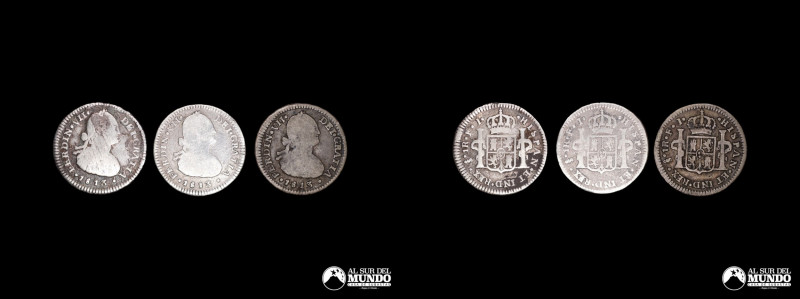 Chile, ceca de Santiago. Lote de tres monedas de plata: 1 Real. 1813. Ensayadore...
