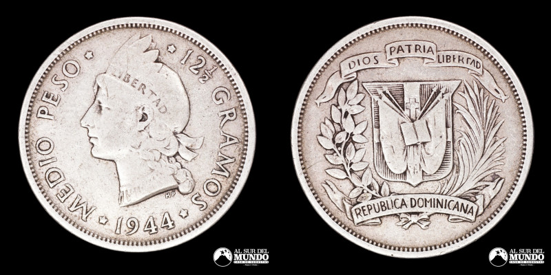 Republica Dominicana. ½ Peso. 1944. Anverso: Busto de la Libertad con tocado ind...