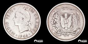 Republica Dominicana. ½ Peso. 1944.