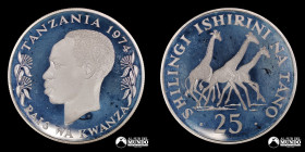 Tanzania. 25 Chelines. 1974. Conmemorativa: Serie Conservacion - Jirafa.