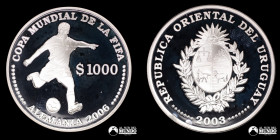 Uruguay. 1.000 Pesos 2003. Conmemorativa: Copa Mundial de Futbol de 2006 - El Maracanazo.
