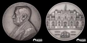 Chile, Santiago. Medalla: Arturo Alessandri Palma. Plata.