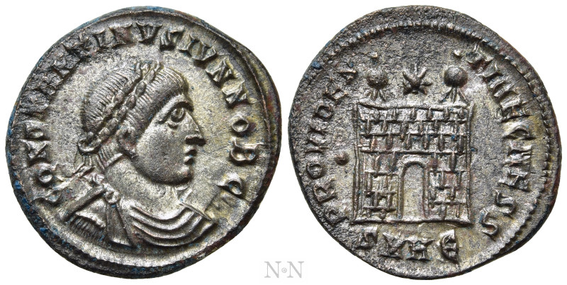 CONSTANTINE II (Caesar, 316-337). Follis. Heraclea. 

Obv: CONSTANTINVS IVN NO...