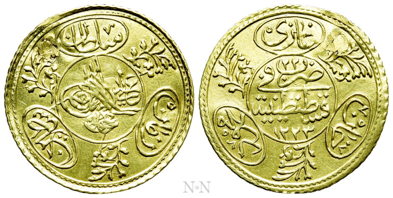 OTTOMAN EMPIRE. Mahmud II (AH 1223-1255 / 1808-1839 AD). GOLD Hayriye. Qustantin...