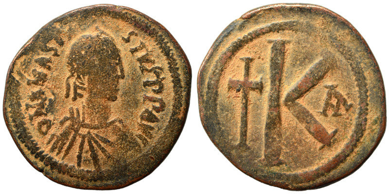 Anastasius I, 491-518. Half follis (bronze, 8.71 g, 28 mm), Constantinople. D N ...