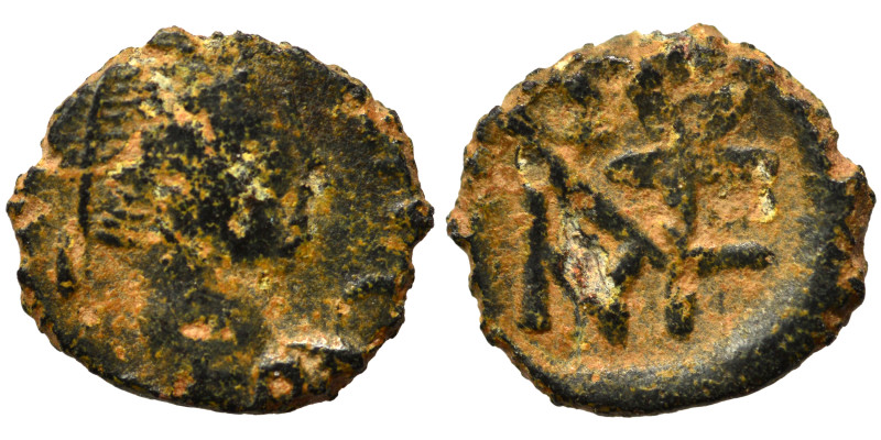 Anastasius I, 491-518. Pentanummium (bronze, 0.55 g, 9 mm). Pearl-diademed, drap...