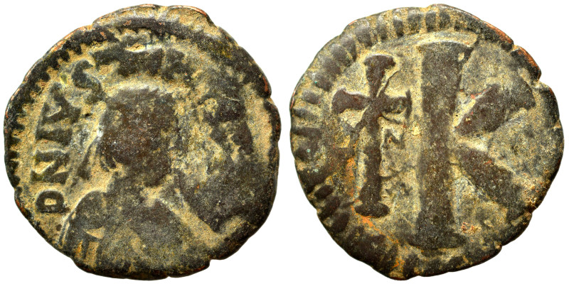 Justin I, 518-527. Half follis (bronze, 8.08 g, 27 mm), Theoupolis (Antioch). D ...