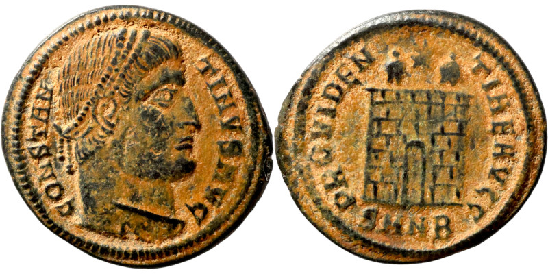 Constantinus I. (307-337 AD). Follis. Obv: CONSTANTINVS AVG. laureate bust of Co...