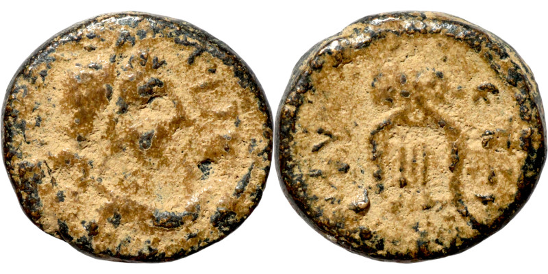 Antik coin bronze

11mm 1,84g

Artificial sand patina