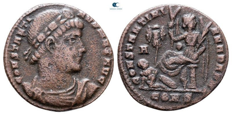 Constantine I the Great AD 306-337. Constantinople
Follis Æ

19 mm, 2,72 g
...