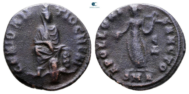 Time of Maximinus II AD 310-313. Antioch
Follis Æ

15 mm, 1,52 g



Nearl...