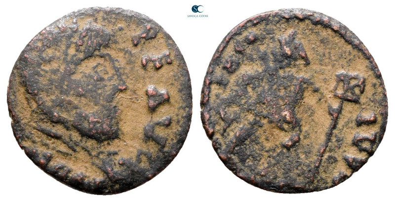 Valens AD 364-378. Contemporary barbaric imitation
Follis Æ

14 mm, 1,14 g
...