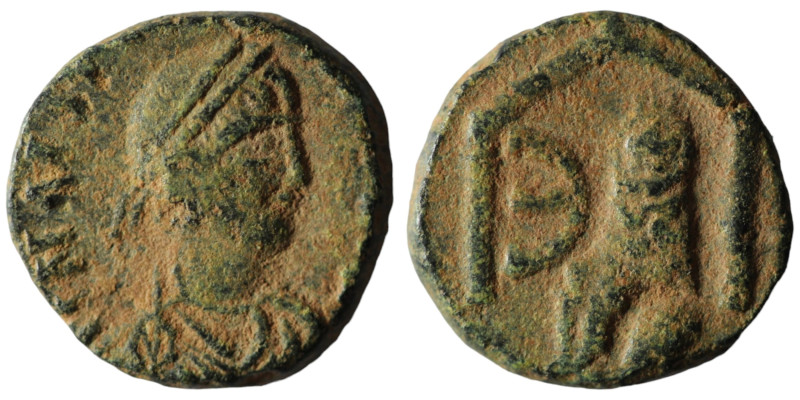 Justin I. (518-527 AD). Pentanummium. Obv: diademed bust of Justin I. right. Rev...