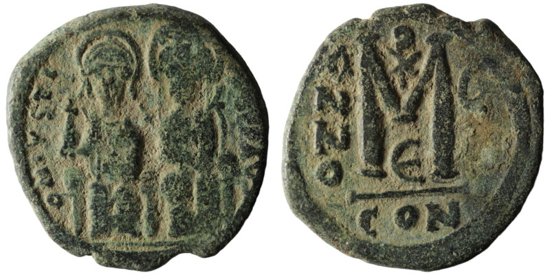 Justin II. and Sophia. (565-578 AD). Follis. Constantinople. Obv: Justin II. and...