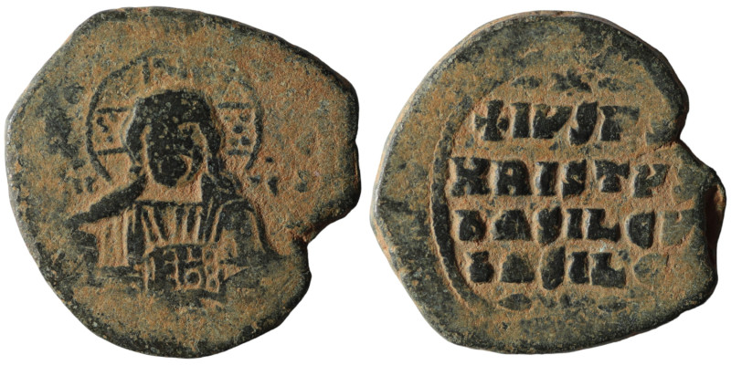 Basil II. and Constantine VIII. (1020-1028 AD). Follis. Constantinople. Obv: bus...