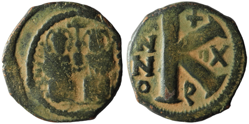 Justin II. and Sophia. (565-578 AD). 1/2 Follis. Constantinople. Obv: Justin II....