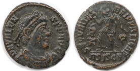 Römische Münzen, MÜNZEN DER RÖMISCHEN KAISERZEIT. Valens (364-378 n. Chr). Follis 367-375 n. Chr., Siscia. (2.13 g. 18 mm) Vs.: D N VALENS PF AVG, Dra...