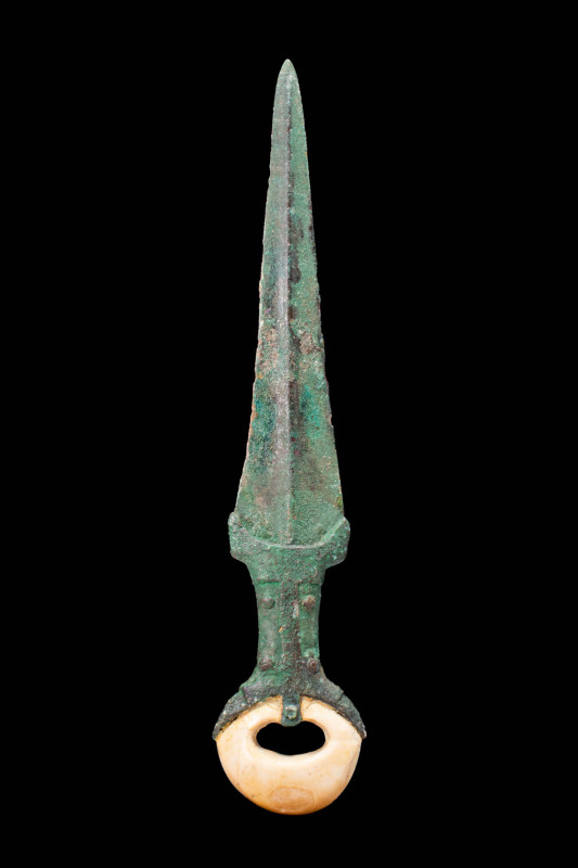 EGYPTIAN BRONZE DAGGER WITH ELABORATE POMMEL

 Middle Kingdom - Second Interma...