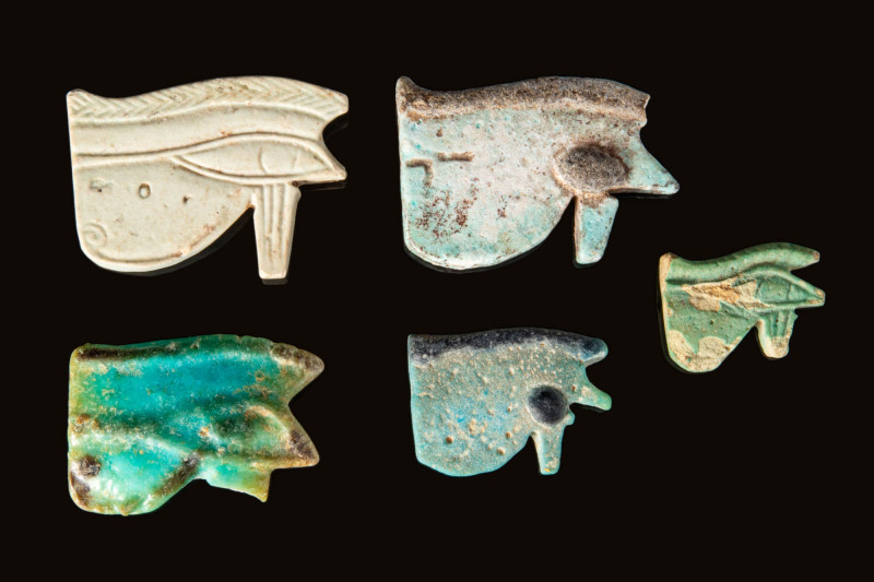 SET OF EGYPTIAN FAIENCE EYE OF HORUS AMULETS

 New Kingdom- Third Intermediate...