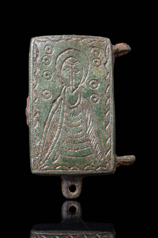 BYZANTINE BRONZE ENKOLPION WITH SAINT

 Ca. AD 1000 - 1200 A Byzantine bronze ...