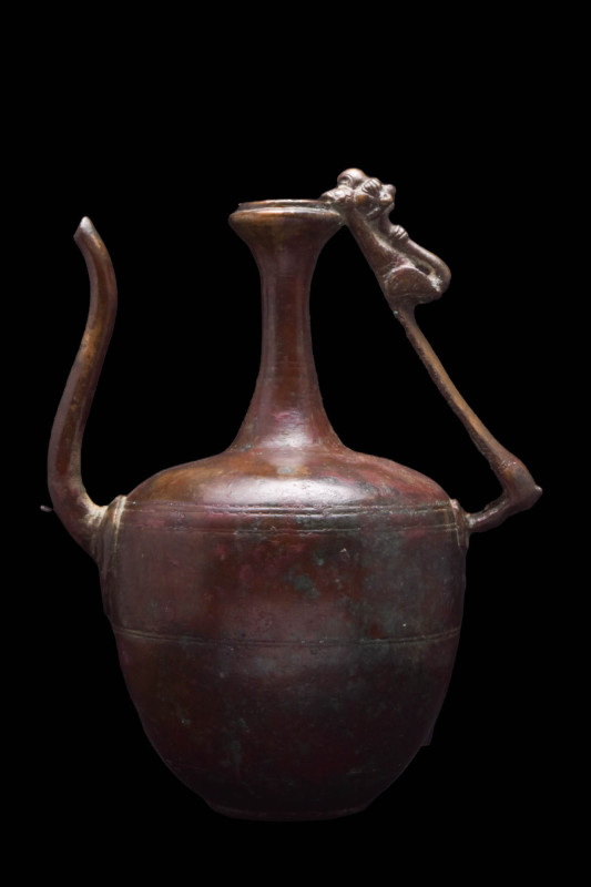 RARE SELJUK COPPER EWER WITH LION THUMB SUPPORT

 Ca. 12th century AD A copper...