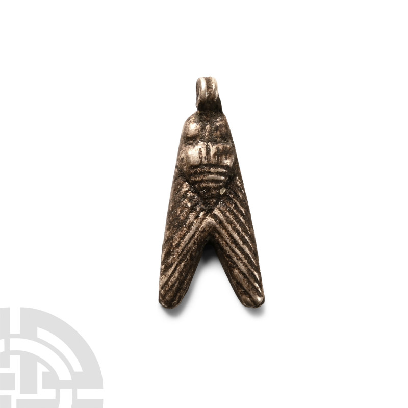 Late Period, 664-332 B.C.. With linear detailing to body and wings, loop above t...