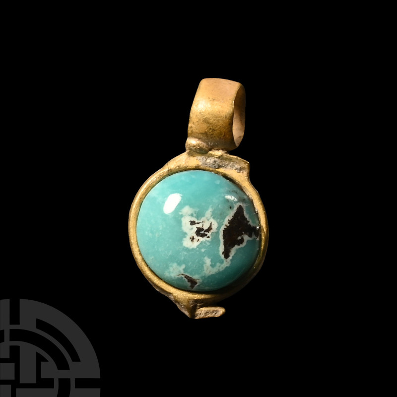 2nd century B.C.-1st century A.D.. With turquoise cabochon, suspension loop. 0.1...