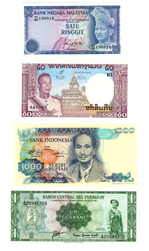 World Lot of 4 Banknotes 1952 - 1980

UNC