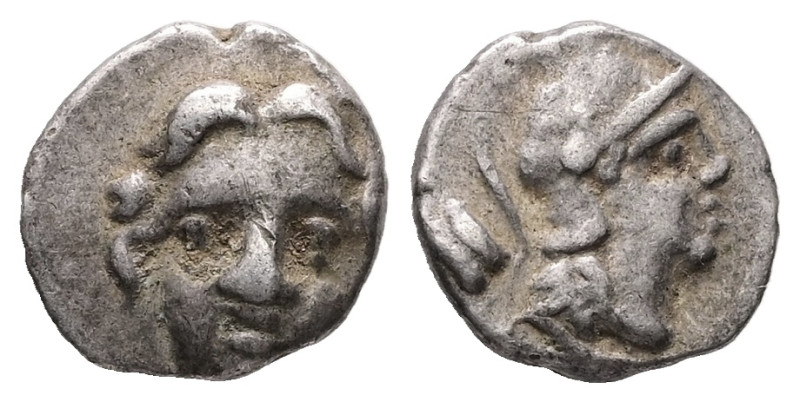 Pisidia, Selge. AR Obol, 0.95 g 8.65 mm. Circa 350-300 BC.
Obv: Facing gorgoneio...