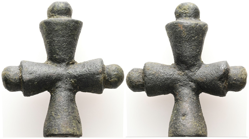 Cross. Early Byzantine, 6thC-7thC.
Weight: 47.94 g. 
Diameter: 44.67 mm.