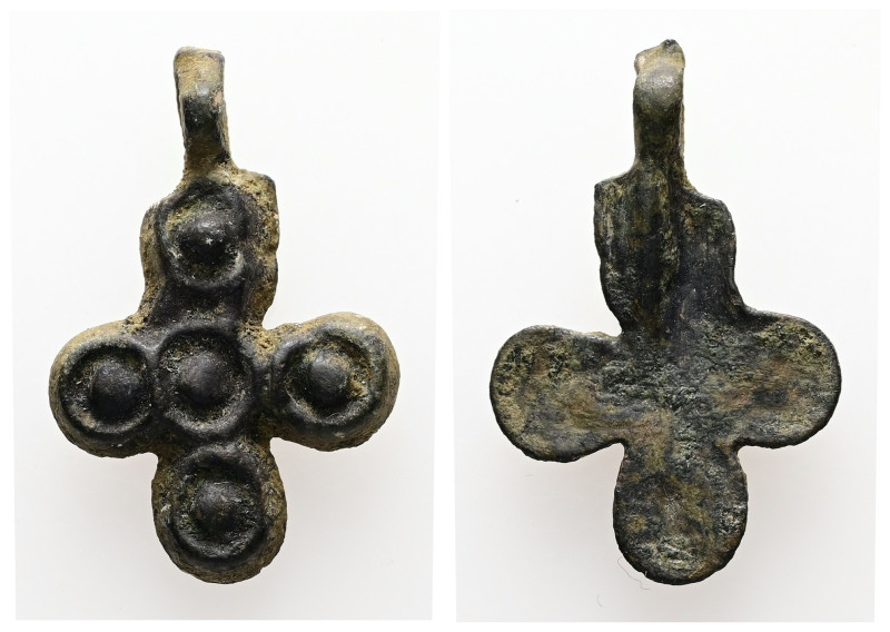 AE Pendant Cross. Middle Byzantine, 10thC-12thC.
Cruciform pendant; bronze; with...